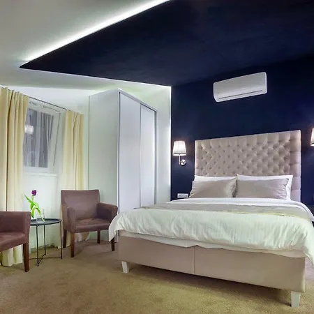 Guest house 4rooms 4u 4*